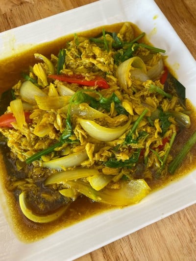 เนื้อปูผัดผงกะหรี่