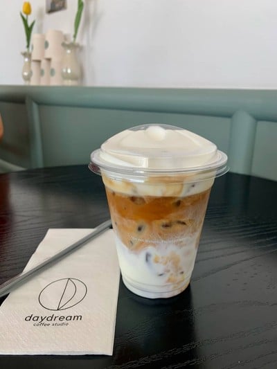 เมนูของร้าน daydream coffee studio กรุงเทพกรีฑา