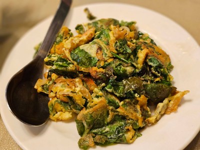 ยอดเหลียงผัดไข่