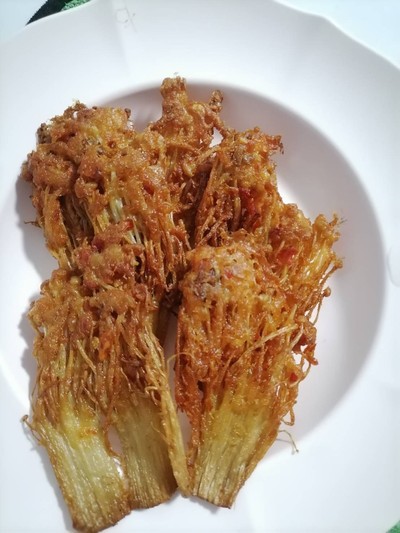 เห็ดเข็มทอดชุปแป้งทอด+น้ำจิ้มไก่ เห็ดเข็มทอดชุปแป้งทอด+น้ำจิ้มไก่