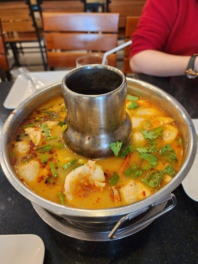 อาหาร หรือ เครื่องดื่ม