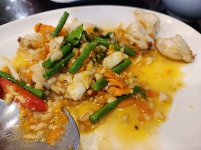 อาหาร หรือ เครื่องดื่ม