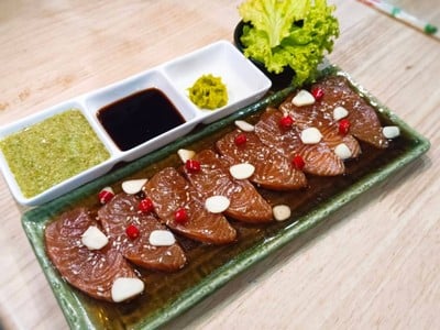 อาหาร หรือ เครื่องดื่ม