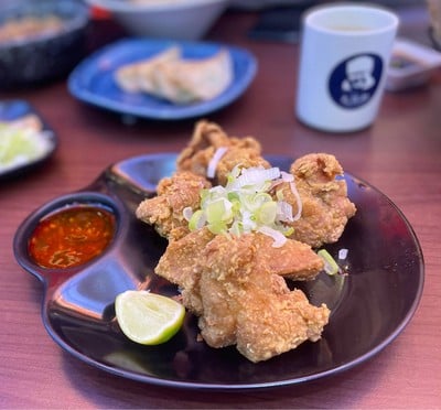 🍗 Deep Fried Chicken. (Price 95+ Baht.)