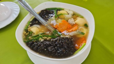 ต้มจืดเต้าหู้หมูสับสาหร่าย (ถ้วย)