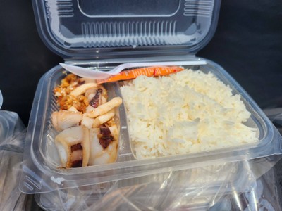 อาหาร หรือ เครื่องดื่ม