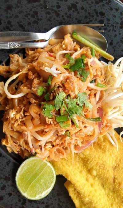 อาหาร หรือ เครื่องดื่ม