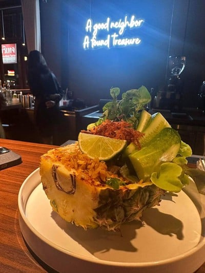 ข้าวผัดสับปะรพ