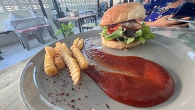 เบอร์เกอร์เนื้อแองกัส