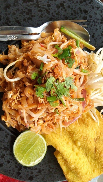 อาหาร หรือ เครื่องดื่ม