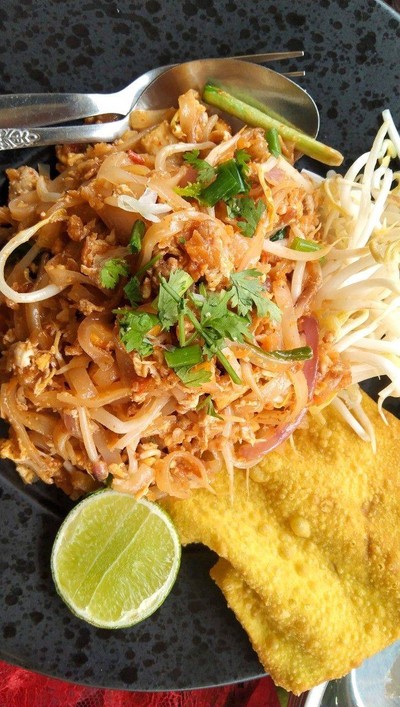 อาหาร หรือ เครื่องดื่ม