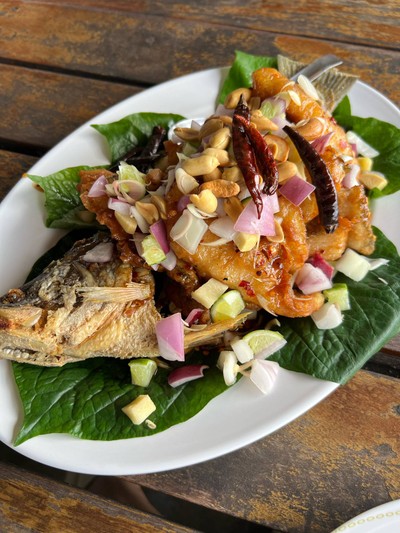 เมี่ยงปลากระพง