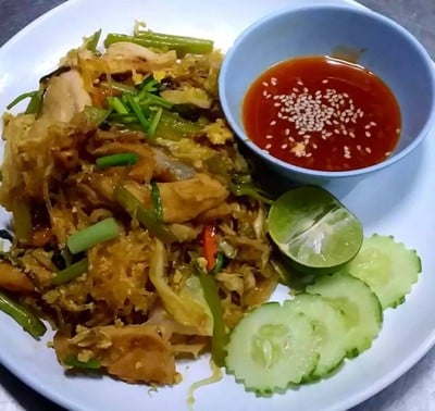 วิธีทำ สุกี้แห้งไก่ วิธีทำ สุกี้แห้งไก่