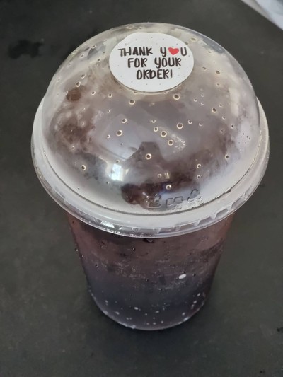 อาหาร หรือ เครื่องดื่ม