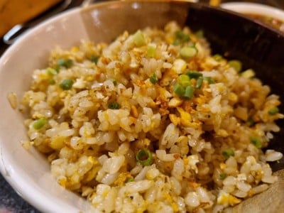 ข้าวผัดกระเทียม