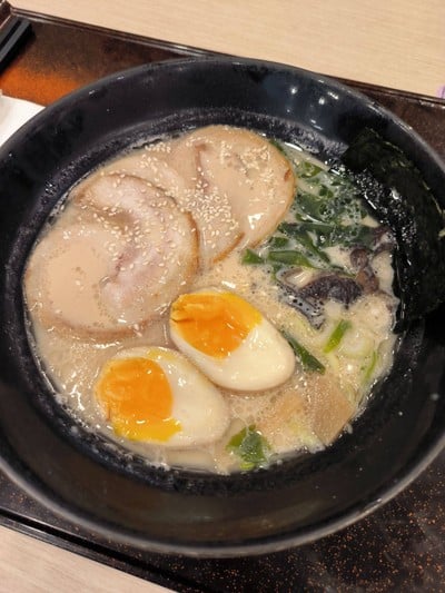 ramen champion น้ำซุปขาว