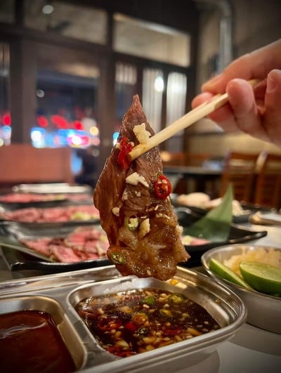 วังหลวง เนื้อย่าง บรรทัดทอง