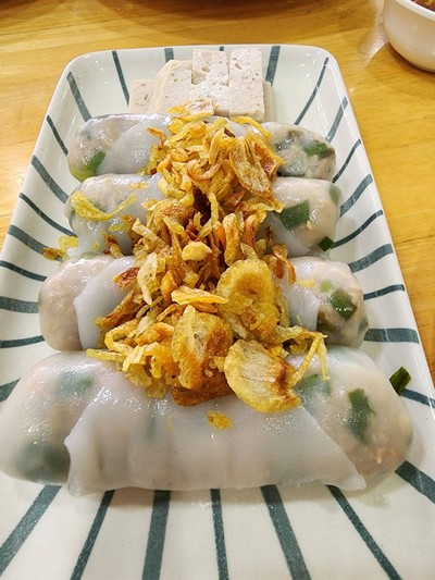 ข้าวเกรียบปากหม้อ