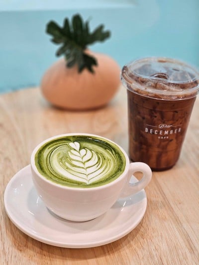 Dear December Cafe -