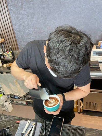 👨 นักทดลองกาแฟ.