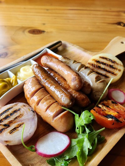 อาหาร หรือ เครื่องดื่ม