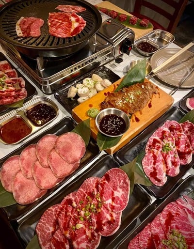 วังหลวง เนื้อย่าง บรรทัดทอง