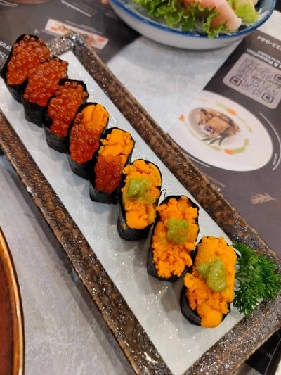 ซูชิอูนิ