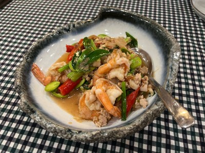 หมูผัดกะปิสะตอกุ้ง