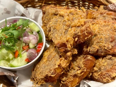 ขนมปังหน้าหมู(ใหญ่)