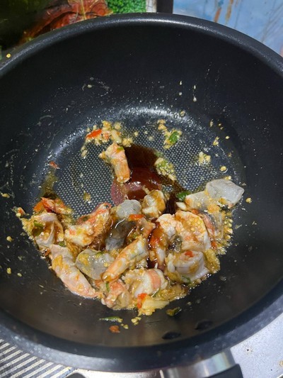 วิธีทำ กุ้งผัดพริก วิธีทำ กุ้งผัดพริก