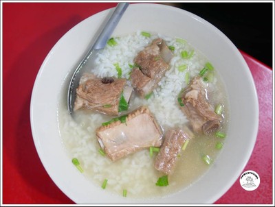 ข้าวต้มกระดูกหมู