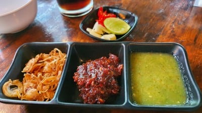 หอยนางรมทรงเครื่อง