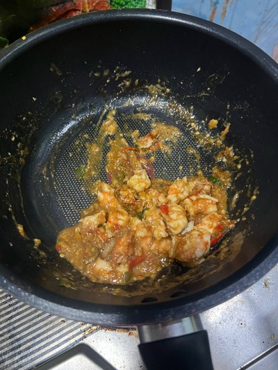 วิธีทำ กุ้งผัดพริก วิธีทำ กุ้งผัดพริก