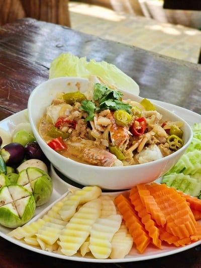 ครัวอิ่มอร่อย นครหลวง