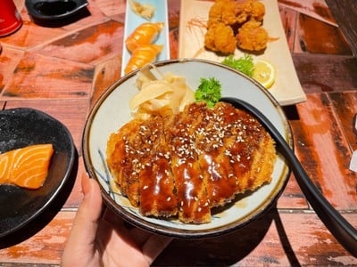 Tobu Sushi Bar Tobu Sushi - ม.รังสิต