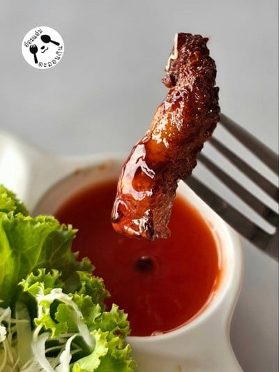 หมูสามชั้นทอดน้ำปลา