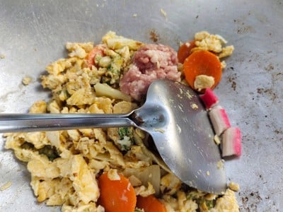 วิธีทำ ข้าวผัดหมูสับ วิธีทำ ข้าวผัดหมูสับ