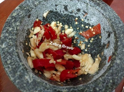 วิธีทำ น้ำพริกกะปิสูตรใส่น้ำกระเทียมดอง