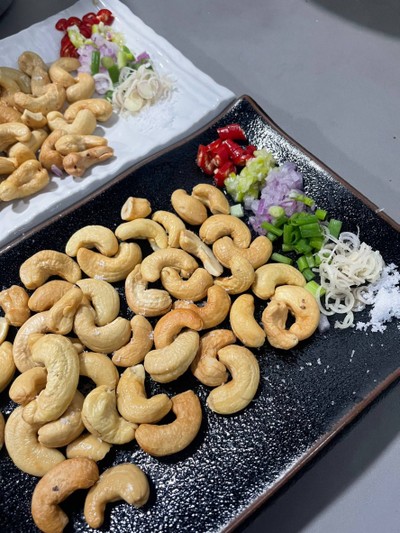 MENU_2498577MI_1698334764