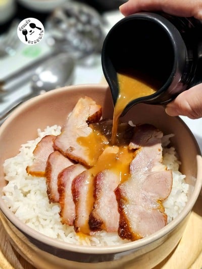 อาหาร หรือ เครื่องดื่ม