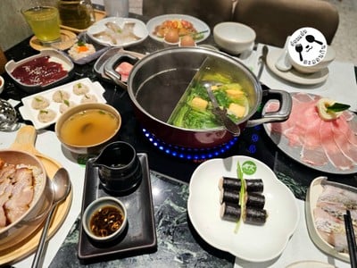 อาหาร หรือ เครื่องดื่ม