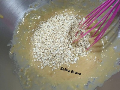 วิธีทำ Peanut Butter Banana Oatmeal Muffins 🍌