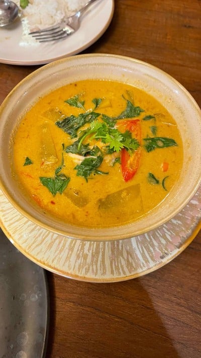 แกงเผ็ดฝักทองกุ้ง