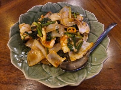 ปลาหมึกผัดไข่เค็ม