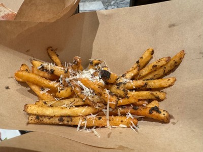 TRUFFLE FRENCH FRIES
