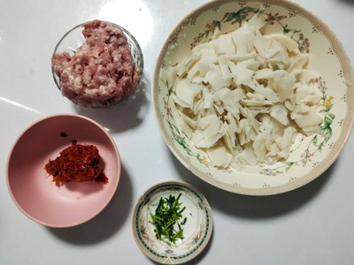 วิธีทำ ผัดพริกแกงหน่อไม้หมูสับ วิธีทำ ผัดพริกแกงหน่อไม้หมูสับ