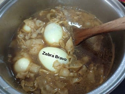 วิธีทำ พะโล้ไข่สามชั้นสไลซ์