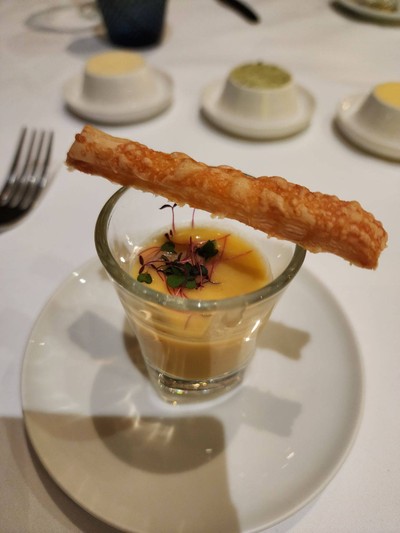 อาหาร หรือ เครื่องดื่ม