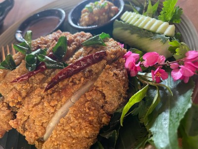 ไก่ทอดมะแขว่น