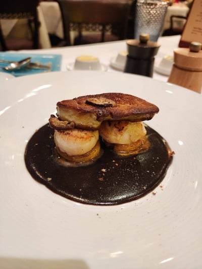 อาหาร หรือ เครื่องดื่ม